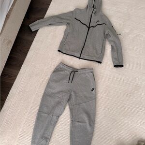 Light Gray Nike Tech Fleece Tracksuit